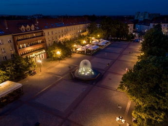 Noc-Plac-Baczyńskiego-Nad-dachami-0015